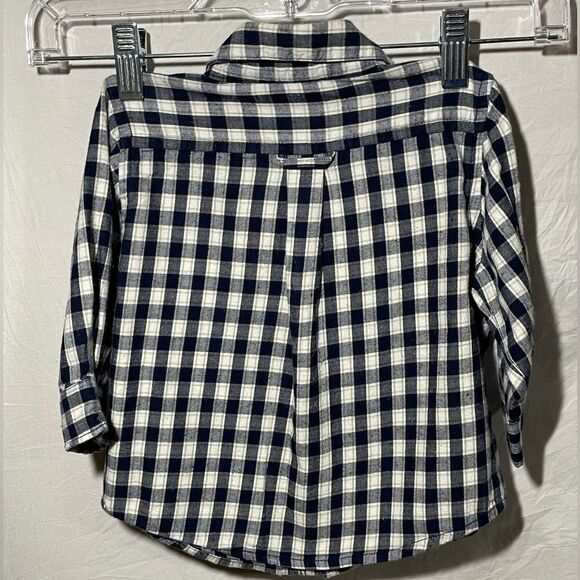 Baby Gap long sleeve button down shirt 18-24 mo NWOT - Picture 3 of 5